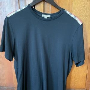 Men’s Burberry t-shirt